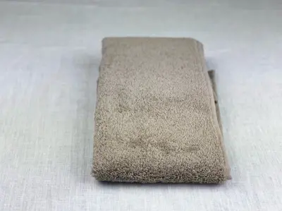 Foto van Handdoek Taupe
