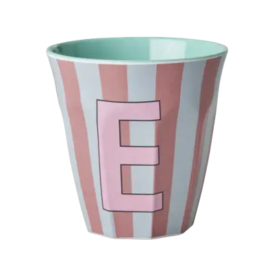 Foto van Melamine alfabet stripe Pink E