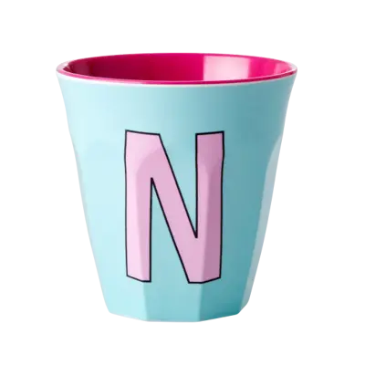 Foto van Melamine alfabet beker Pink N
