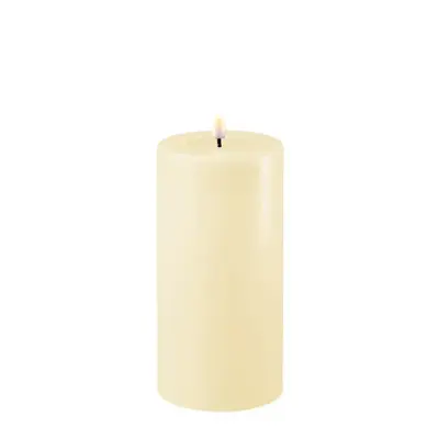 Foto van LED Candle Cream 7,5x15cm