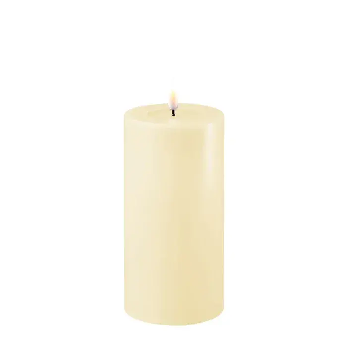 Foto 1 LED Candle Cream 7,5x15cm
