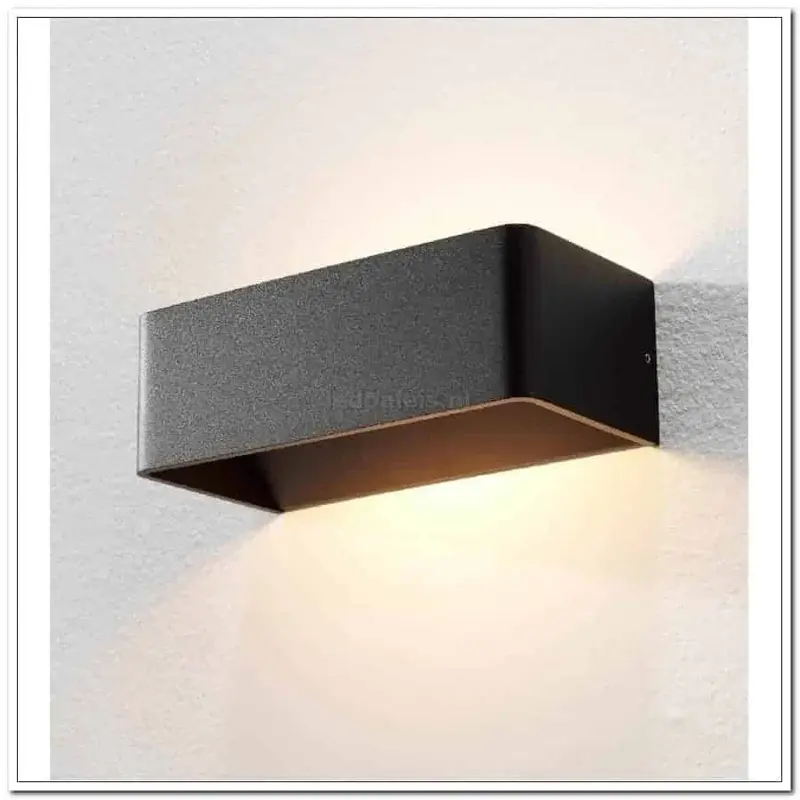Foto 3 Mainz wandlamp zwart  WL MAINZ ZW  LED zwart 7 cm