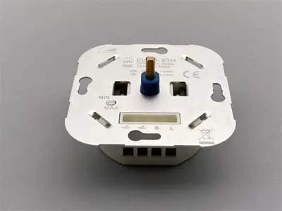 Foto van LEDdimmer Inbouw fase afsnij 1-150w + 10-300w 230v fase af.