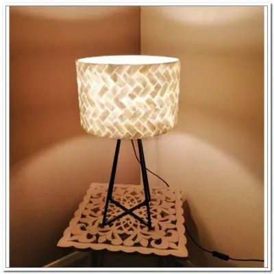 Foto van Tafellamp schelpenlamp zigzag 28cm met voet