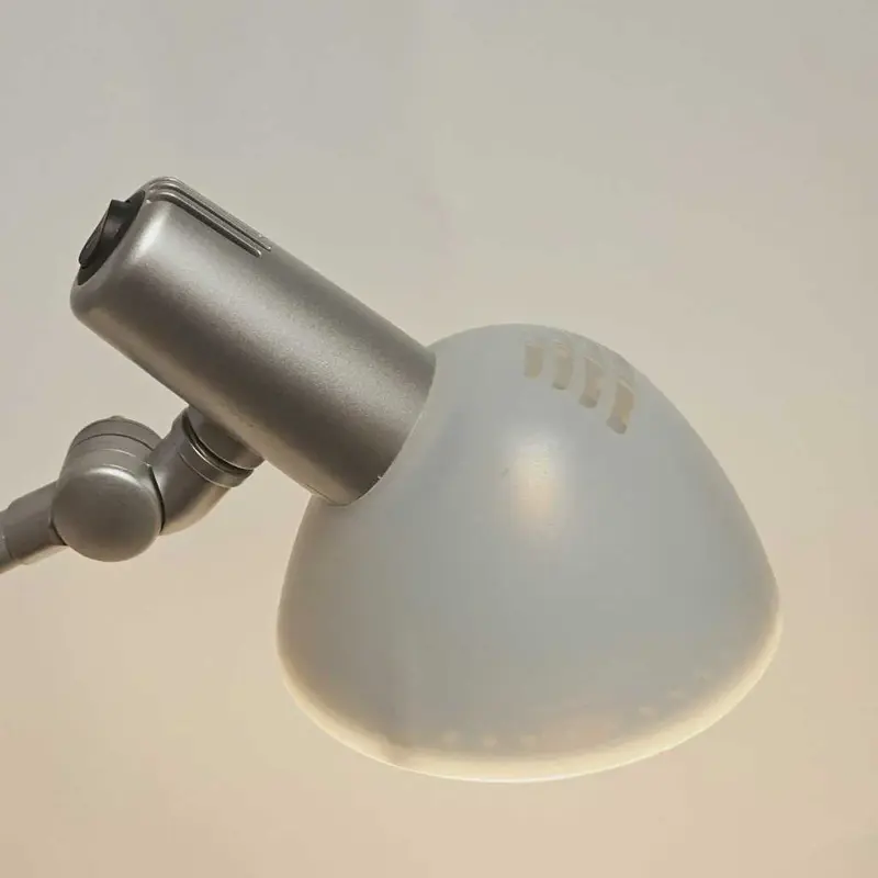 Foto 2 klemlamp bureaulamp zilver wit G9 LED 3 standen