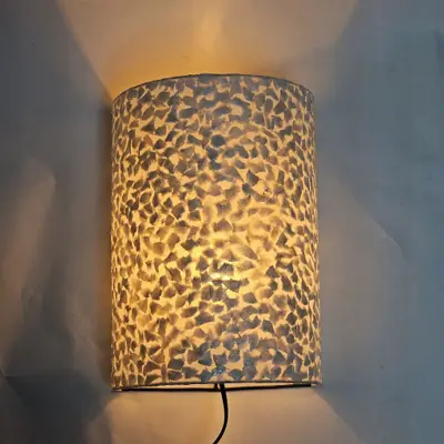 Foto van Wandlamp apollo schelp wit 24x30