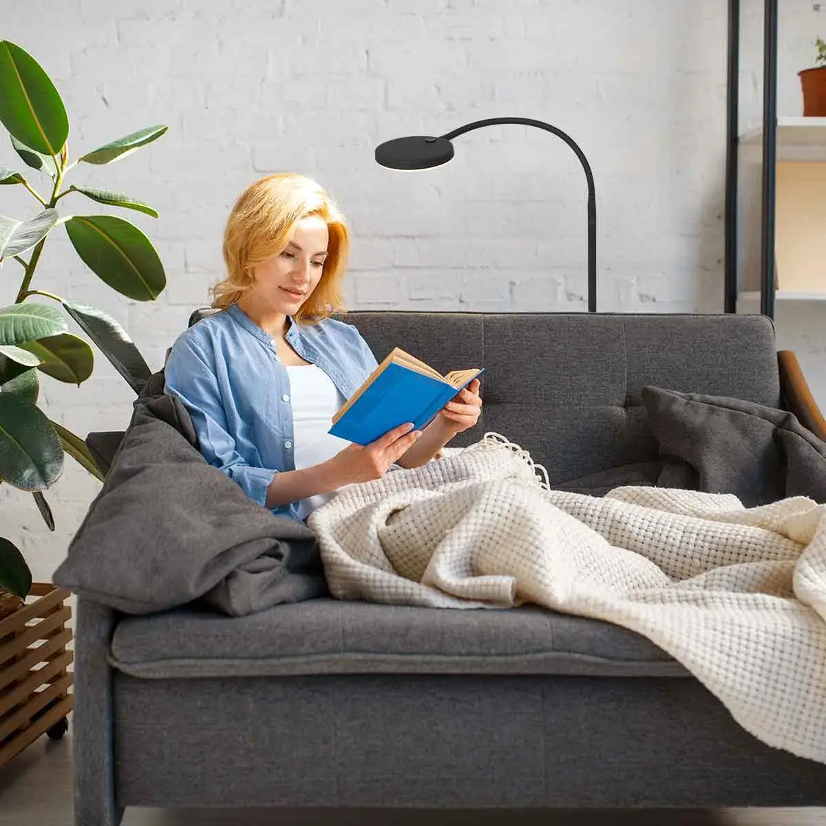 Foto 2 Vloerlamp Platu 3351ZW Zwart Platu 3351ZW