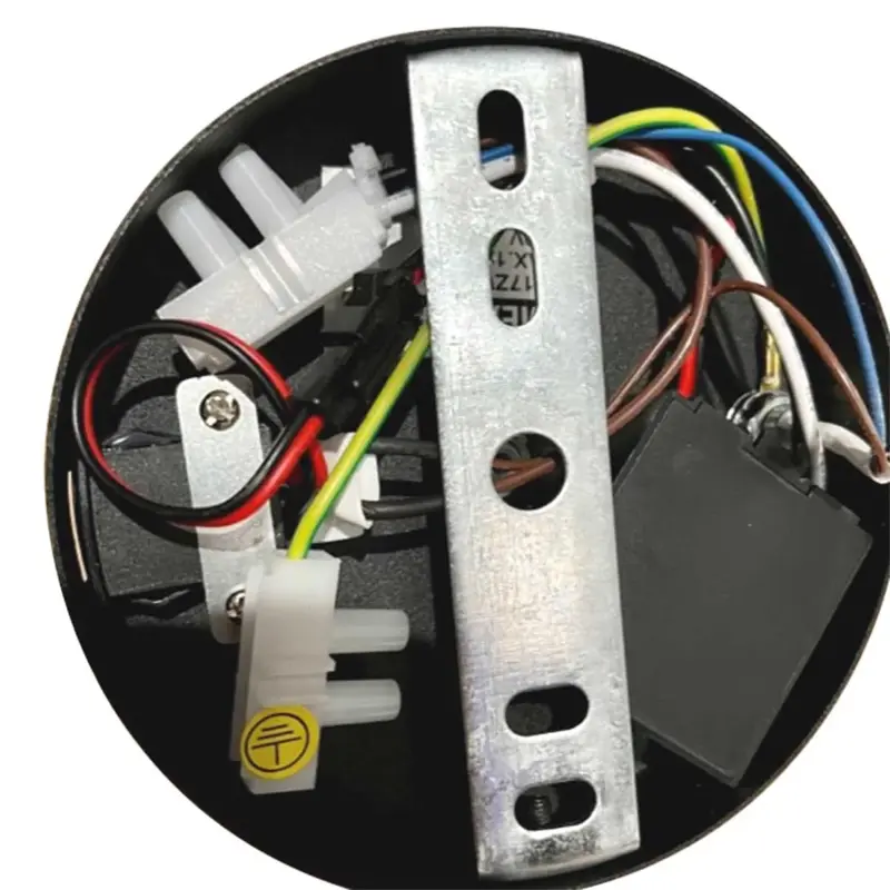 Foto 4 Wandl. 1-l. GU10 + USB-A *M* 3517ZW