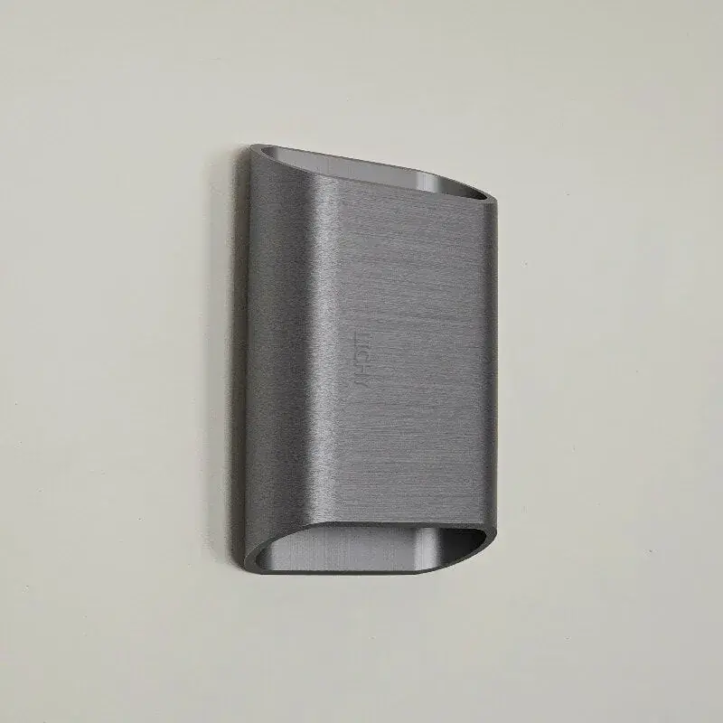 Foto 1 Wandlamp Bas staal grijs klein 15cm x 10cm dimbaar