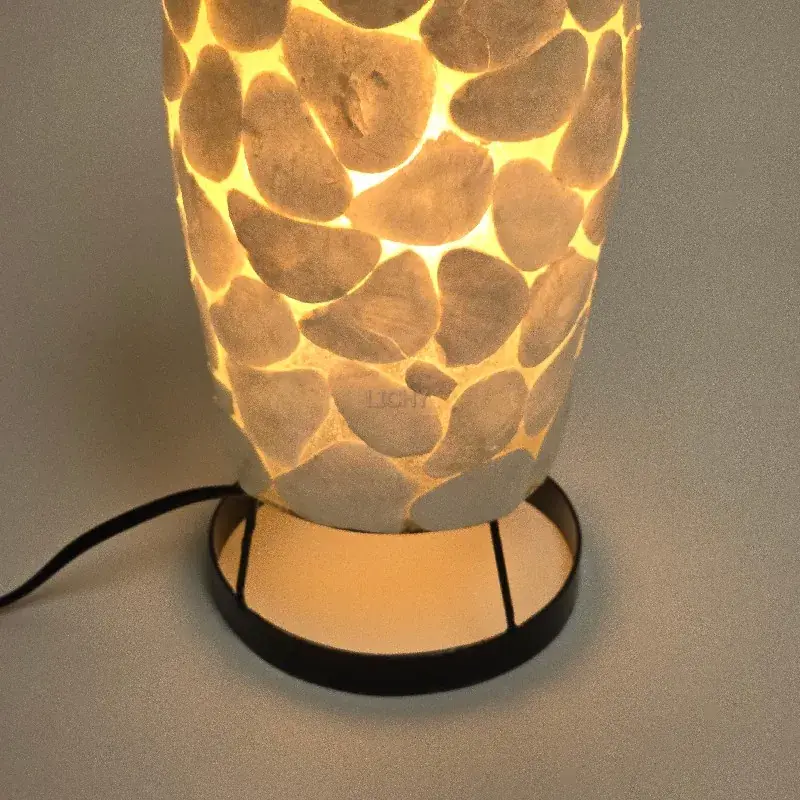 Foto 3 Tafellamp schelp Stone wit 30 cm hoog