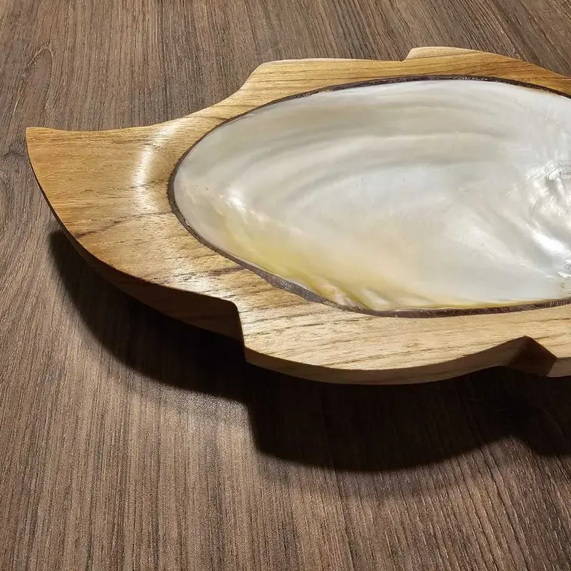 Foto 4 bakje hout met schelp ingelegd klein