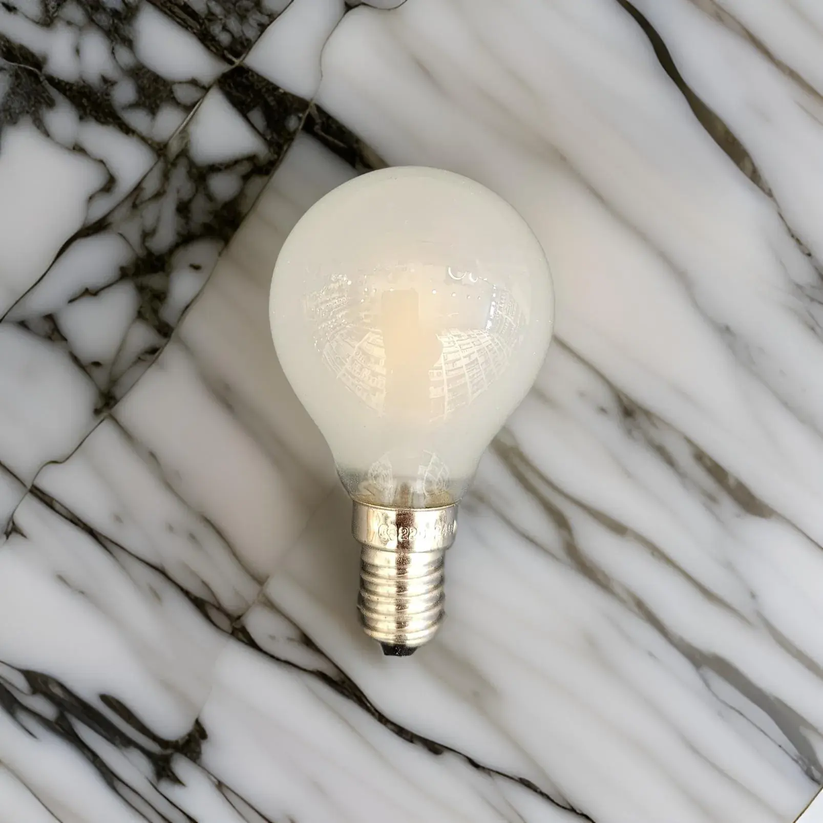 Foto van Philips kogel 25w E27 mat (6-225127) 18-225127