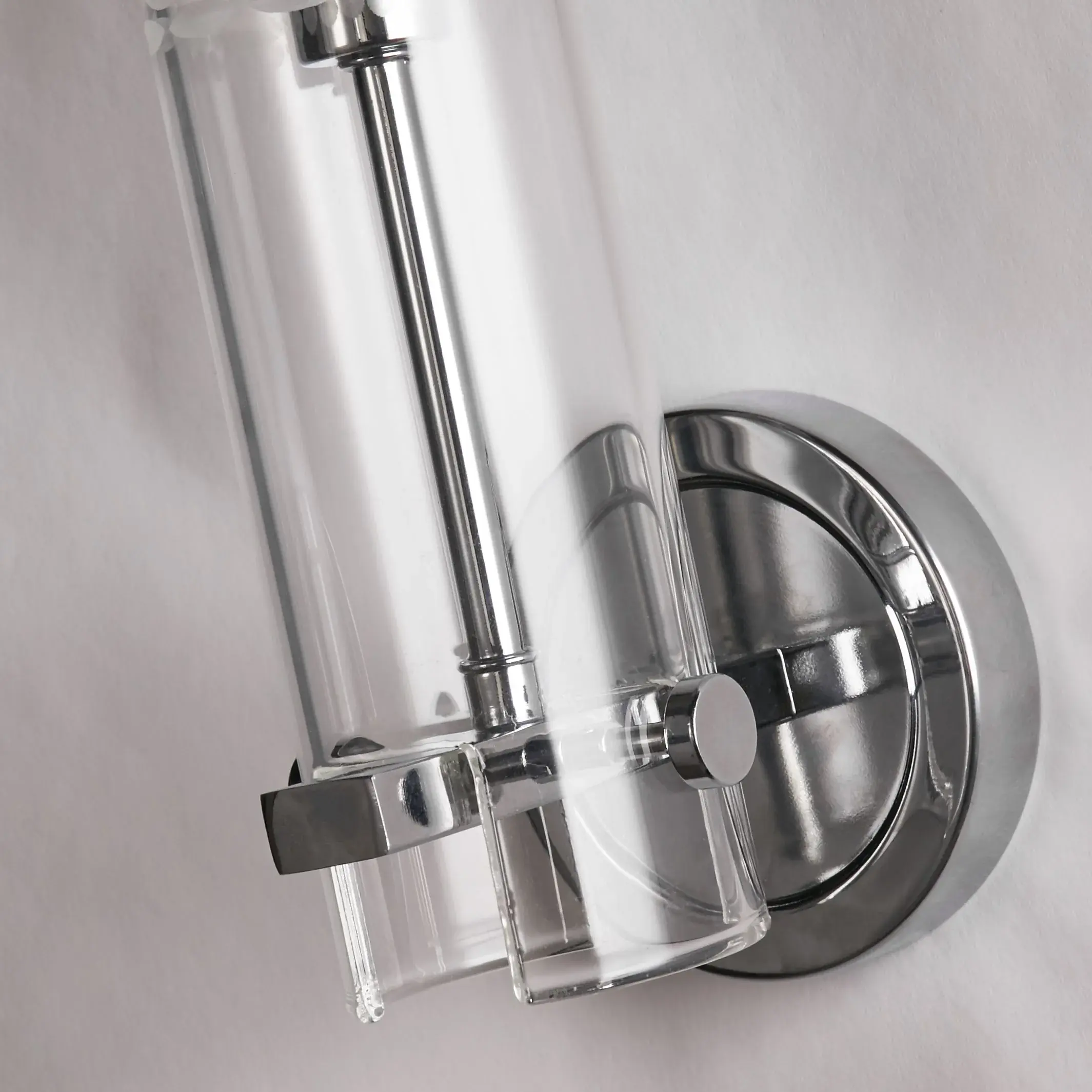 Foto 3 Scope Bathroom Wall Light- Chrome Metal & Clear Etched Glass