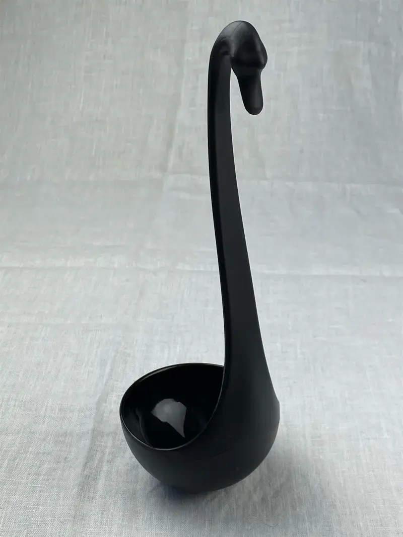 Foto 2 Swanky Zwart