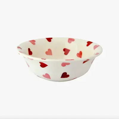 Foto van Cereal Bowl Pink Hearts