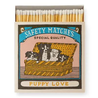 Foto van Lucifers Puppy Love