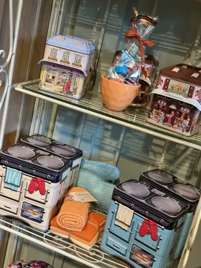 Foto van Blik Retro Stove Blue
