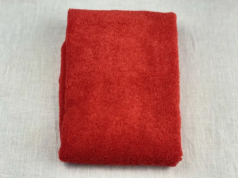 Foto 2 Handdoek Ruby Red