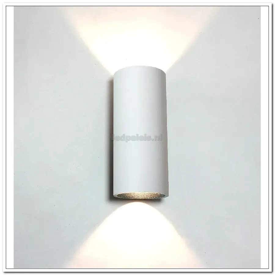 Foto van Wandlamp wit up/down "Dallas" IP54 LED 2x8W 2700K 1440lm dimbaar