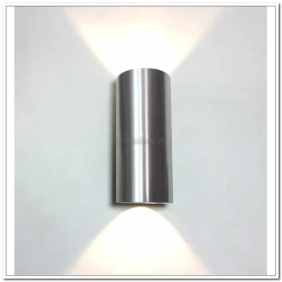 Foto 16 WL bruin Berla I Ø7,2cm 11h LED 4W 2700K 360lm IP54