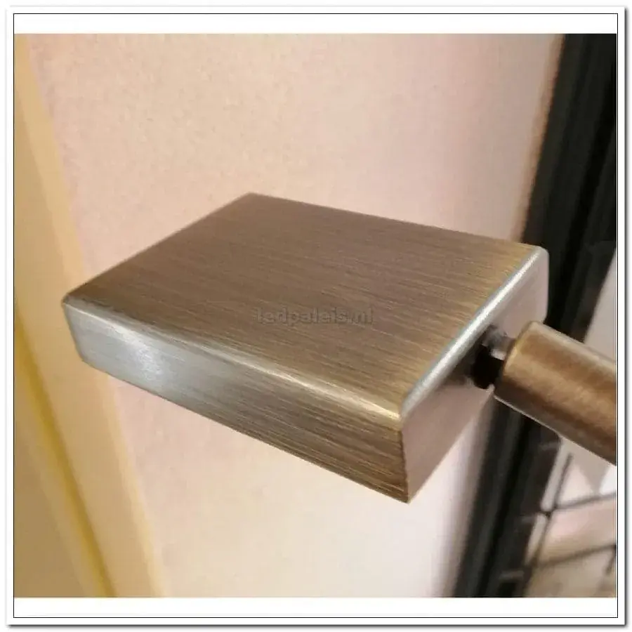 Foto 2 Leeslamp Dena LED met push dimmer Brons