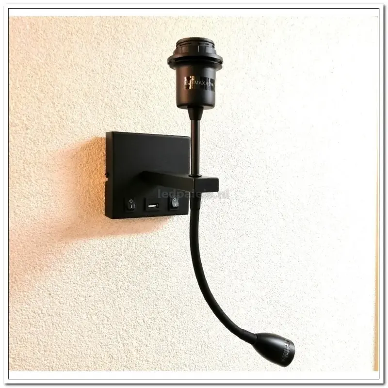 Foto 10 wandlamp led 3w e27 met USB oplader met zwarte kap