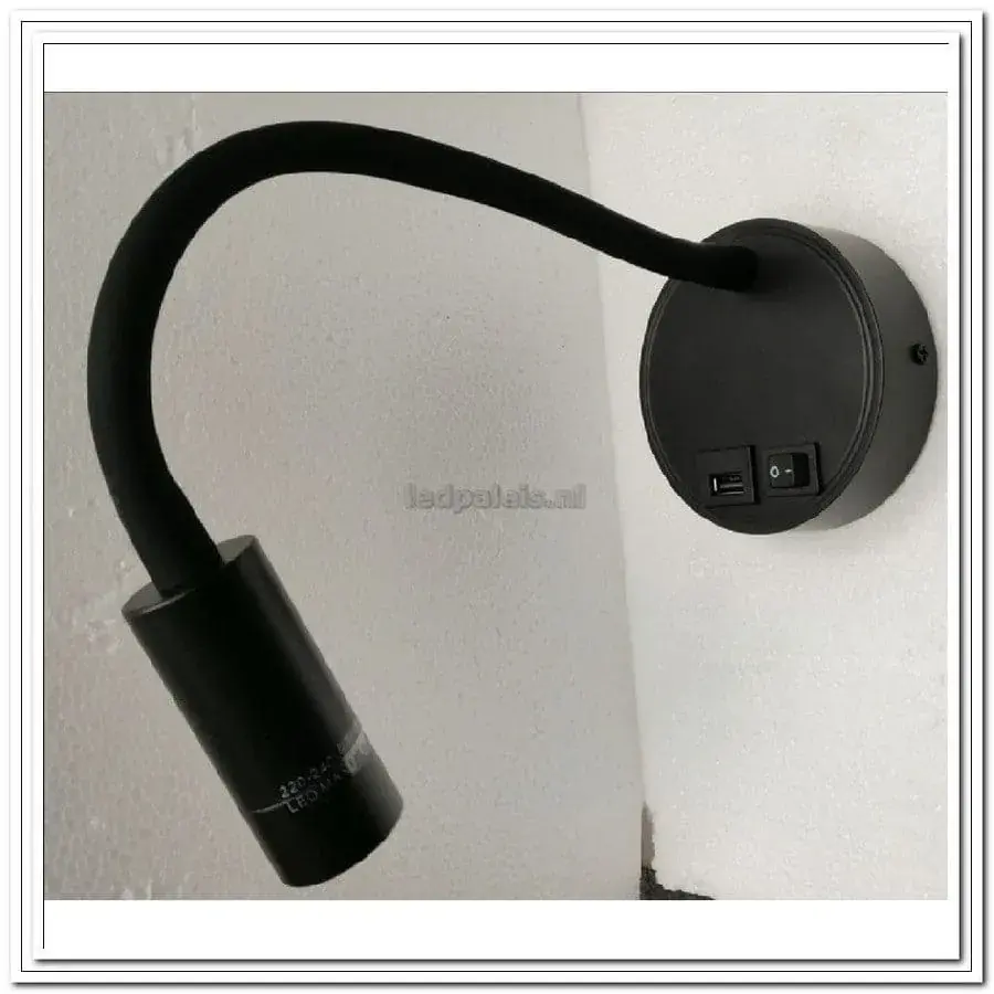 Foto 2 Wandspot LED met usb oplader zwart 3w 2700k rond