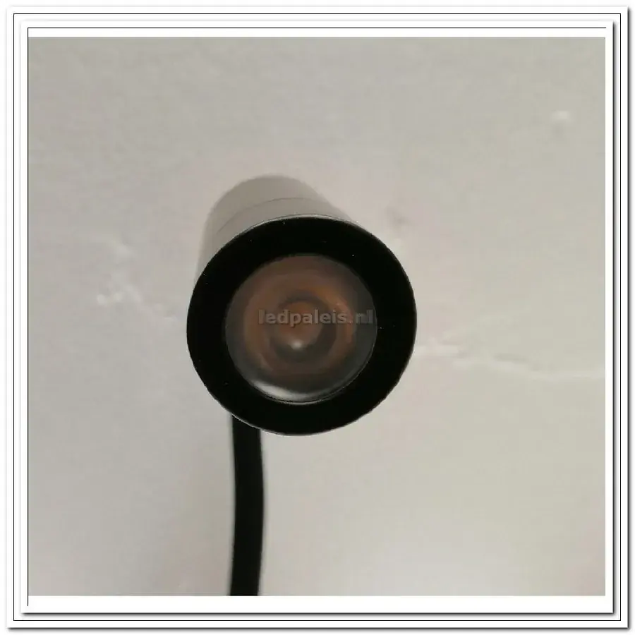 Foto 6 Wandspot LED met usb oplader zwart 3w 2700k rond