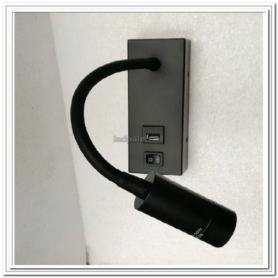Foto 2 Wandspot LED met usb oplader zwart 3w 2700k rechthoek