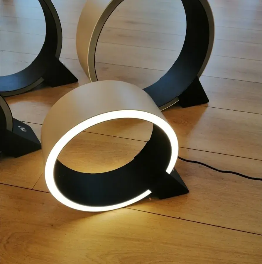 Foto 3 Tafellamp LED RING wit met dimmer 30cm