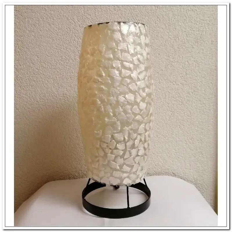 Foto 4 Tafellamp nachtkastlamp bedlamp Den Haag wit 35cm schelpenlamp