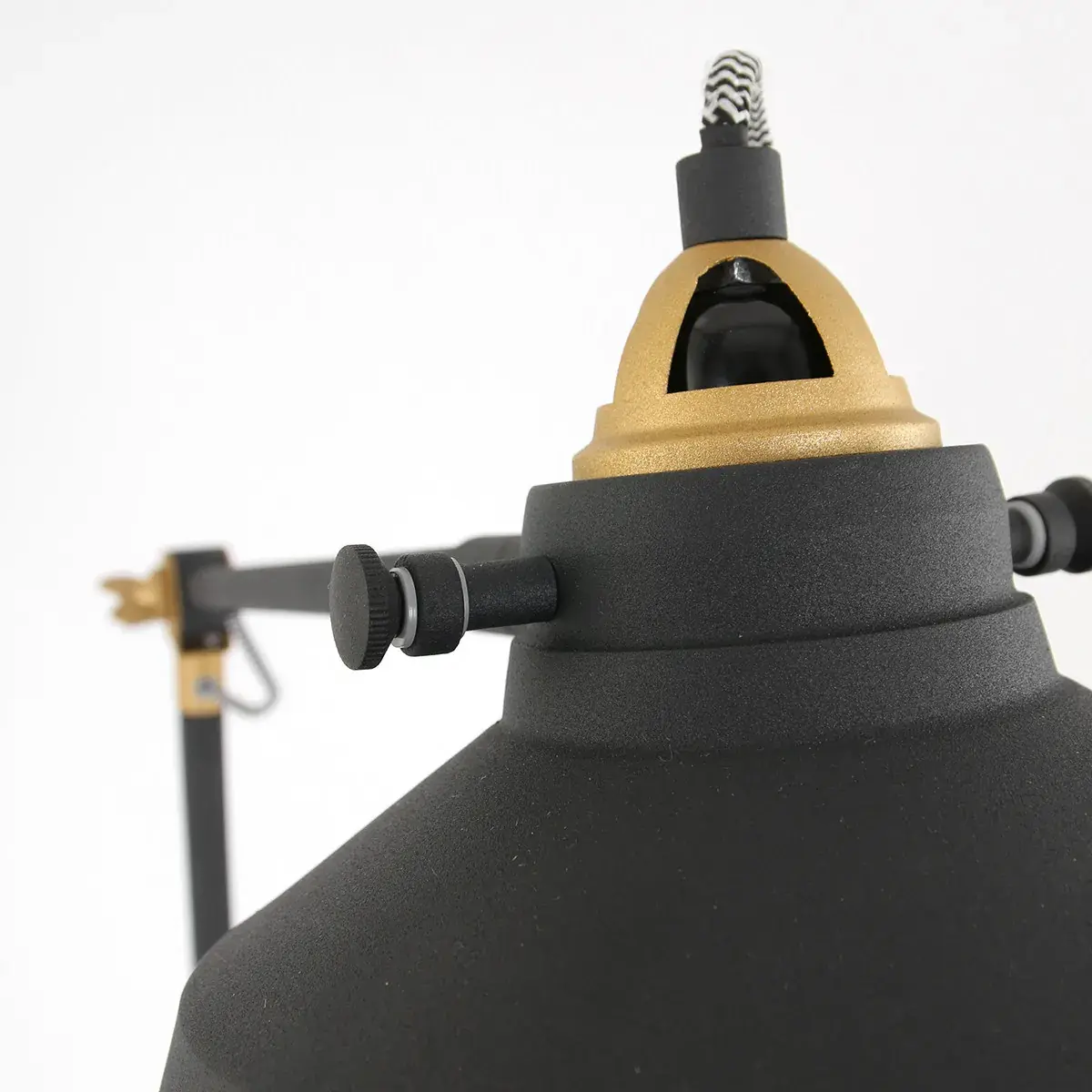 Foto 10 Vloerl. 1-L metaal *M* Nove 1322ZW