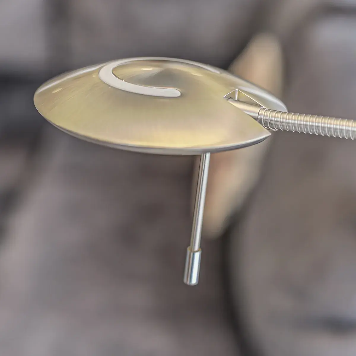 Foto 2 Tafellamp Zenith 1470ST Staal Zenith LED 1470ST