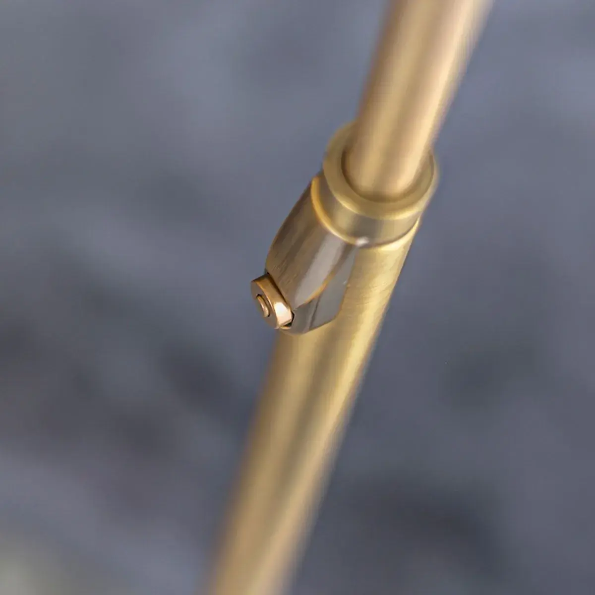 Foto 13 Vloerlamp Zenith 1477BR Brons Zenith LED 1477BR