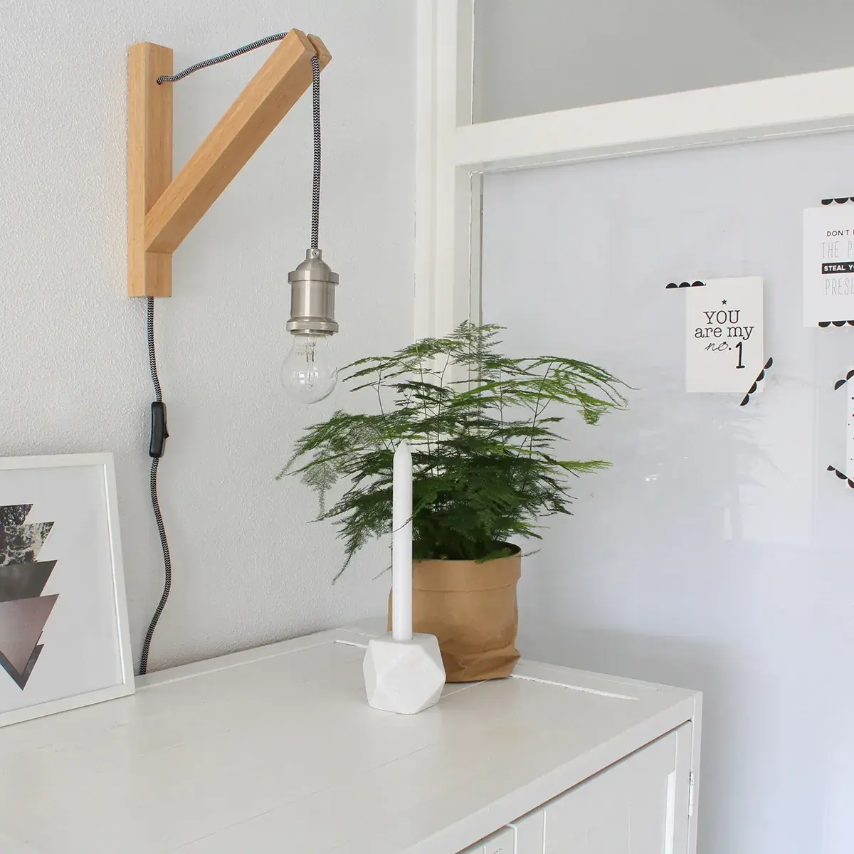 Foto 3 Wandl. 1-l. (armatuur) *M* Dion 7787BE