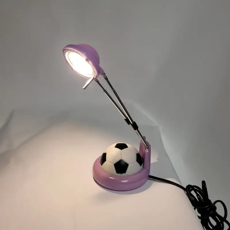 Foto 5 kinderlamp buro licht paars voetbal