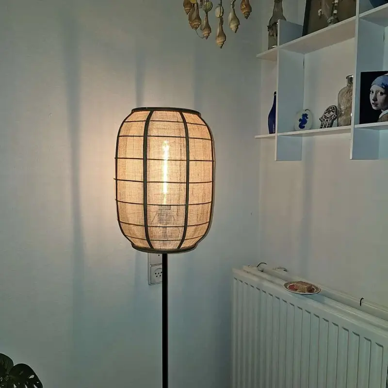 Foto 6 vloerlamp hout Jute