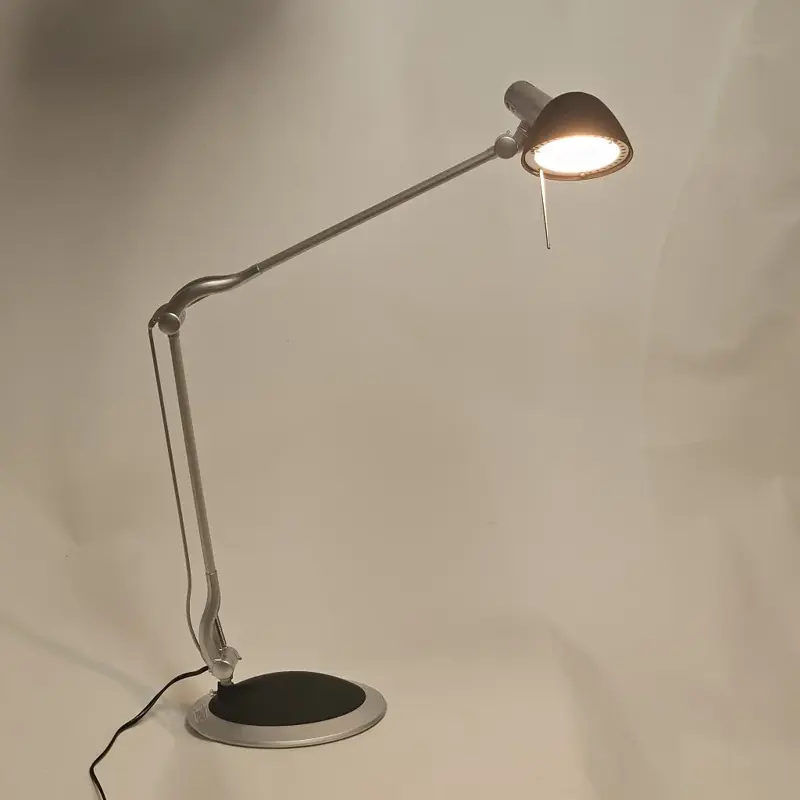 Foto 2 klemlamp bureaulamp zilver zwart G9 LED 3 standen