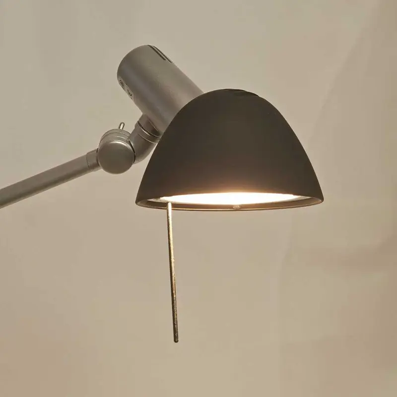 Foto 6 klemlamp bureaulamp zilver zwart G9 LED 3 standen