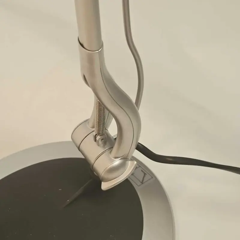 Foto 9 klemlamp bureaulamp zilver zwart G9 LED 3 standen