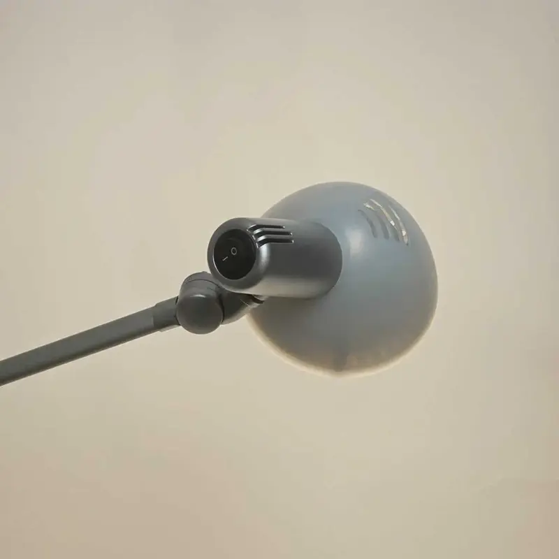 Foto 8 klemlamp bureaulamp zilver wit G9 LED 3 standen